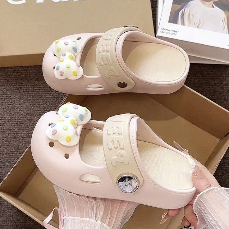 Girl Fashion Street - รองเท้าแตะการ์ตูนน่ารักแบบใหม่ปี 2026 สำหรับผู้หญิง แฟชั่นรองเท้าสวมแบบสวมกันลื่น รองเท้าฤดูร้อนสำหรับสาวๆ รองเท้าแตะแบบสวม