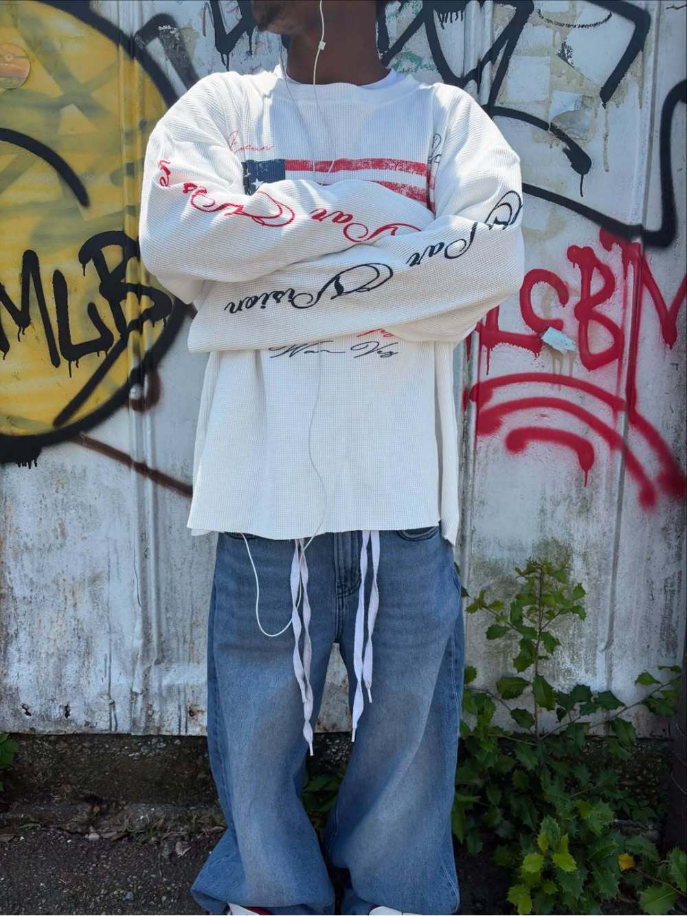Street Fashion Style - เสื้อแขนยาวสไตล์วอฟเฟิลพิมพ์ลายธงชาติอเมริกัน Y2K แนวเรโทร แฟชั่นสตรีทเทรนดี้ ใส่ได้หลากหลาย สำหรับฤดูใบไม้ร่วงปี