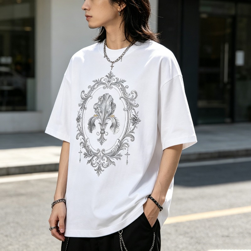 เสื้อยืดกราฟิกสไตล์บาโรกและเฟล - Street Fashion Outfit For Men บทวิจารณ์และราคา